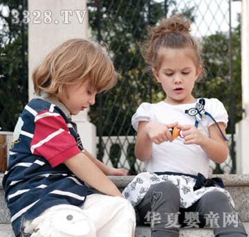 �ֱ����ͯװ