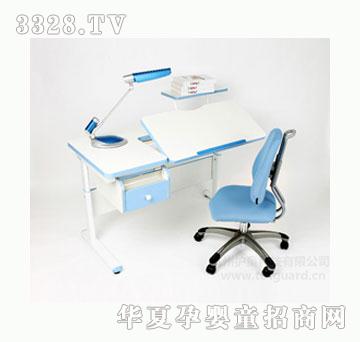 ��ͯ������+������+̨����ɫ