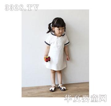 ������ɫŮͯȹ