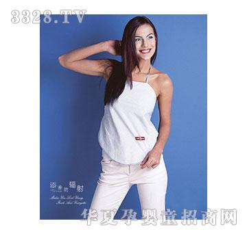 ���������С�Ƕ��װ�ɫ