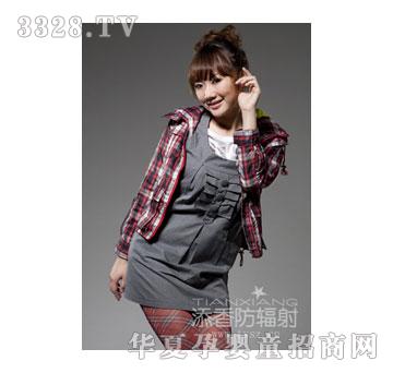 ���������ǰ�ش�����������ȹ���ɫ