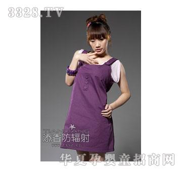 ���������ǰ������Ŧ������ȹ��ɫ