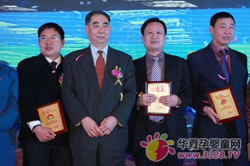 ������ҵ�ٻ��������򾭼����Ӱ����Ʒ�ƽ�