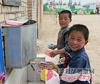 ����Ѹ����ĺ����ǵĺ�������ˮ��ϴ�ֵ�ѧ��