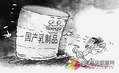 ����Ӥ�׶��̷ۣ�·�ںη���