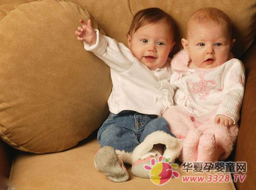 ��ͥ�����Ա������Ե�Ӱ��