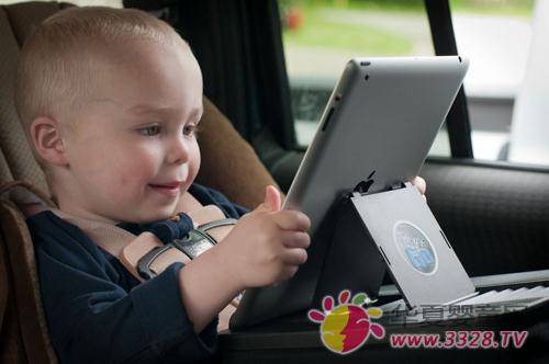 �������Ժ�����ָ������Ӱ����