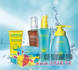 ����Ӥͯϴ�� ������������ϸ�ĵĺǻ�