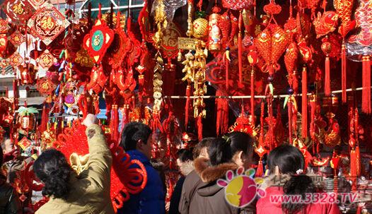 �����һ����ϰ���̵� ̨�������������ɫ