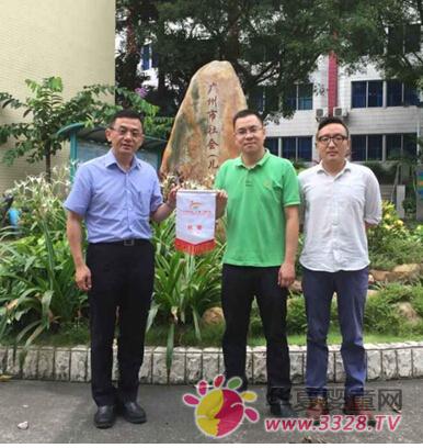 �P���P������&����