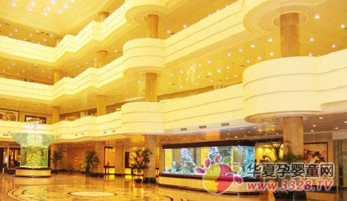 ��ݸ��߼�ģ��չ����Ƶ�۸�