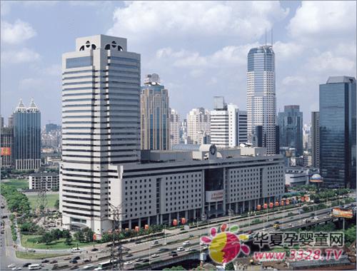 �Ϻ��ڰ˽��׶�������Ʒչ֮�Ϻ���ó�̳�